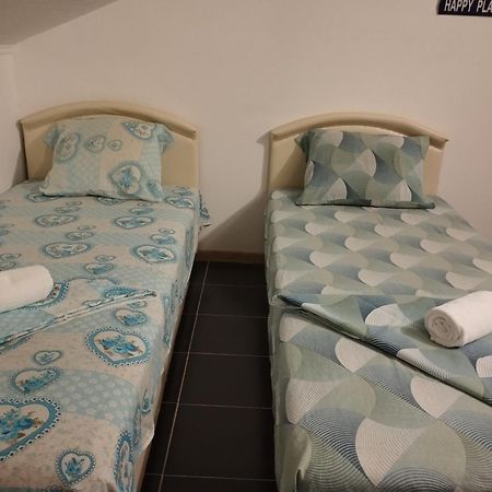Apartments N&N Budva Bagian luar foto